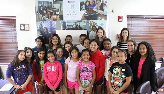 CODeLLA-summer-camp-Mary-Ann-Gomez-visit2