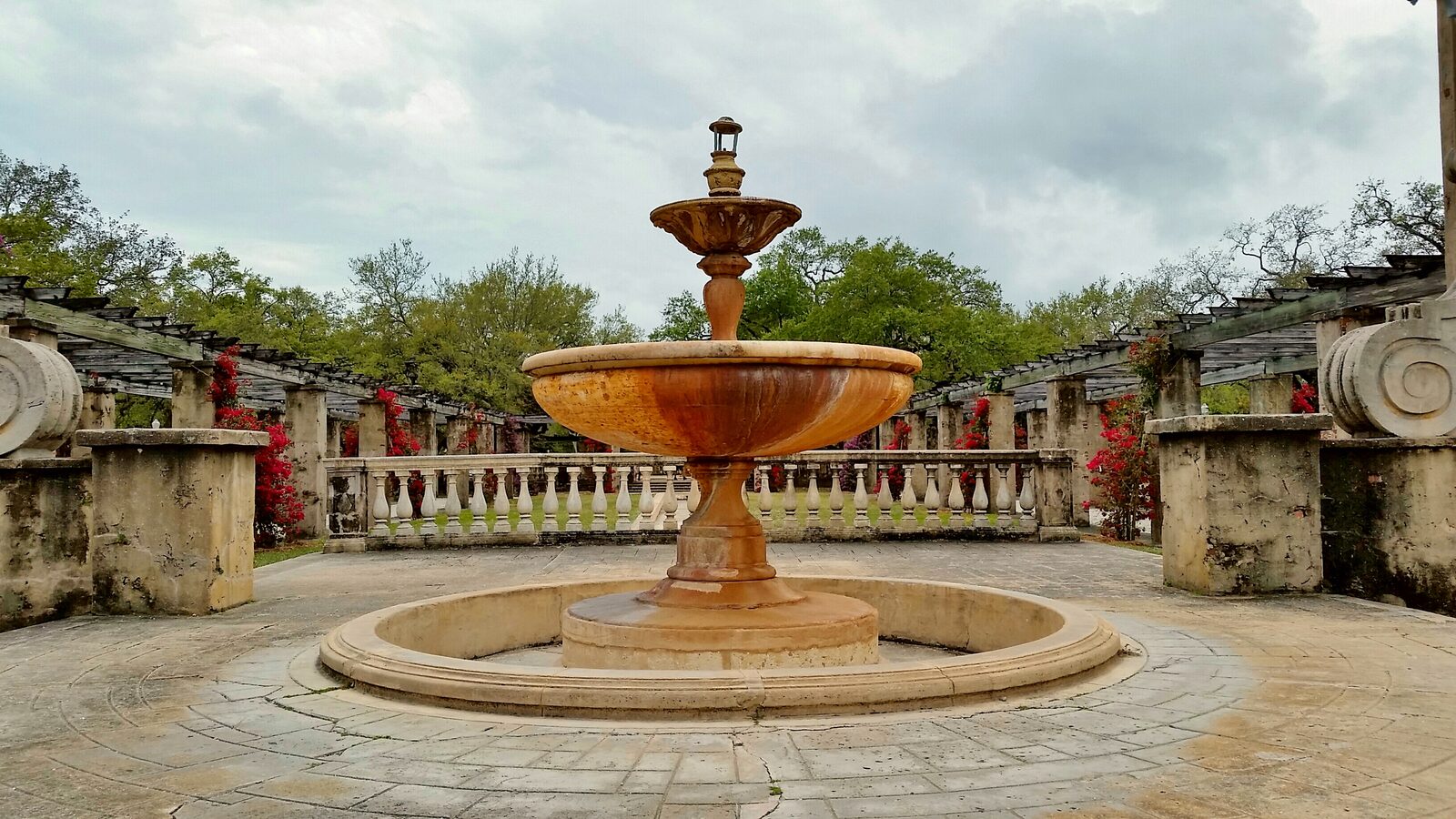 The Coral Gables Prado Entrance is another historic site that is a favorite for photographers and couples looking for a romantic setting for their engagement photos.