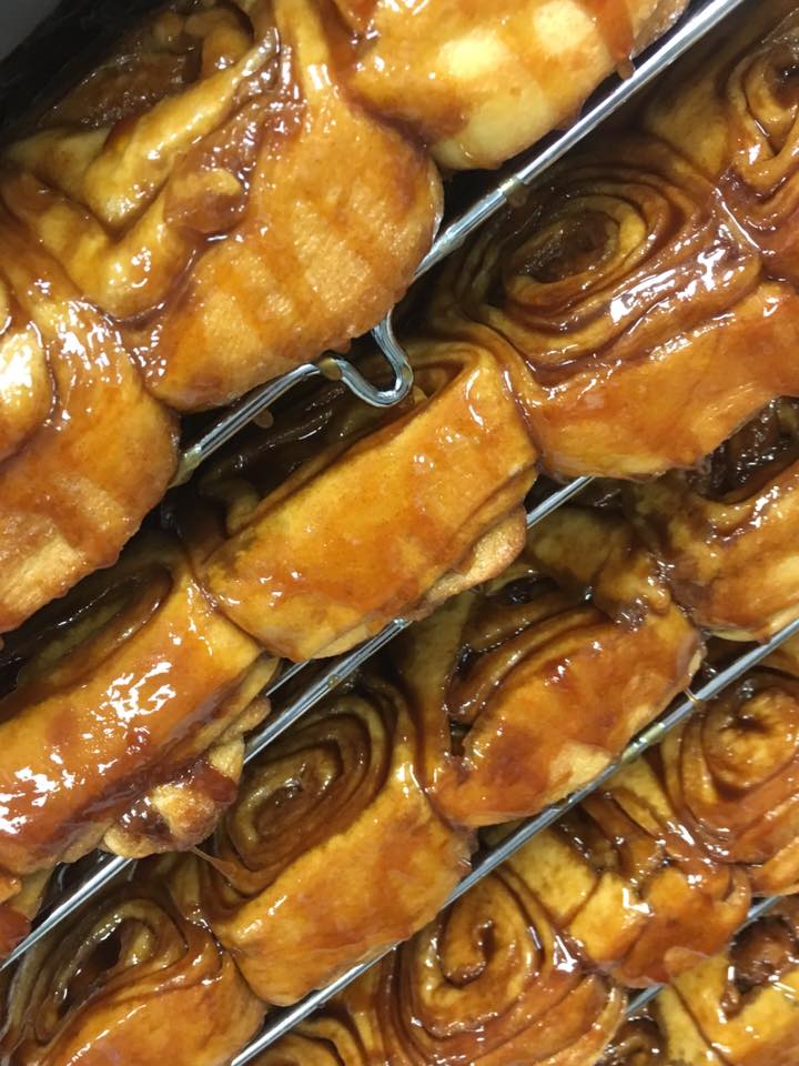 Knaus Berry Farm Cinnamon Rolls in Homestead